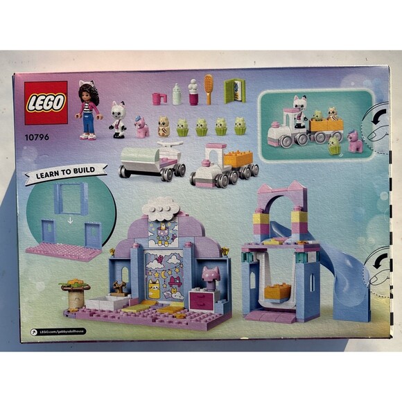 LEGO Gabby's Dollhouse: Gabby's Kitty Care Ear (10796) - Picture 2 of 4